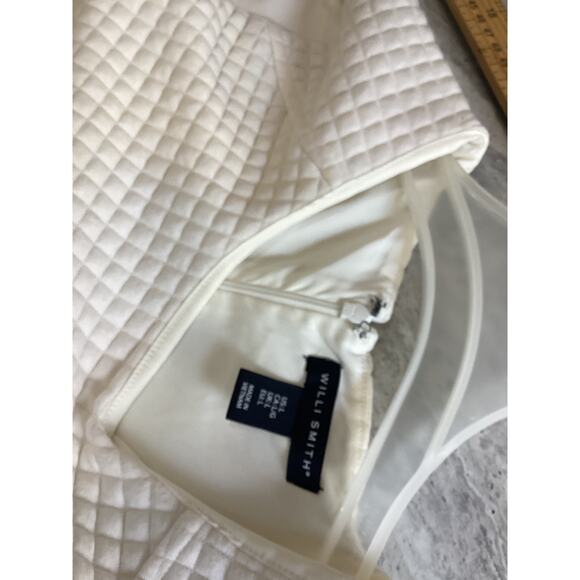 Will Smith Sleeveless Swiss dot seersucker textured fit & flare pullover - Picture 1 of 5